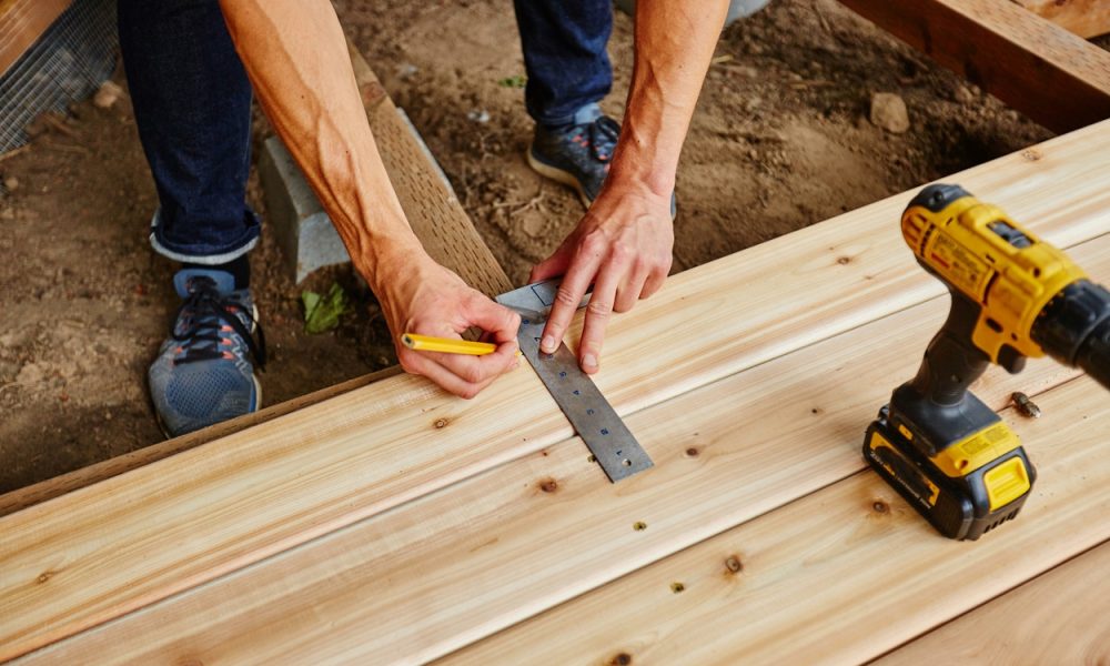 Rénover au lieu de remplacer : redonner vie à son patio existant