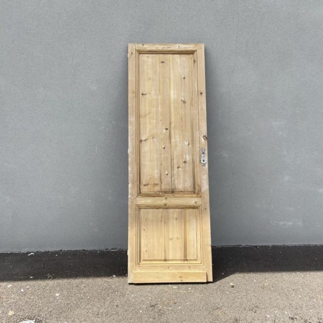 Quels sont les avantages du décapage chimique des portes intérieures en bois ?